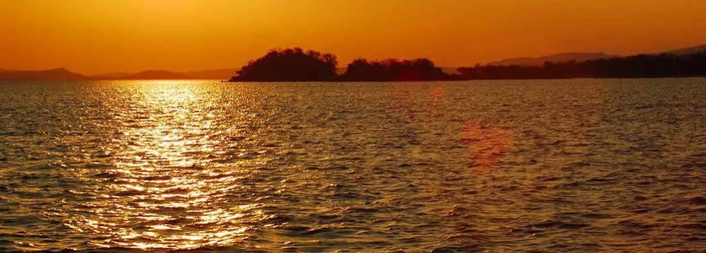 Lake Kariba Inns เซียวองกา ภายนอก รูปภาพ
